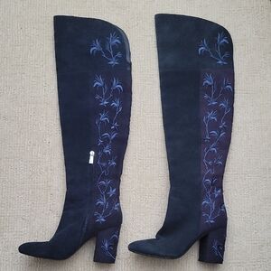 Navy Blue Embroidered Women's Boots Sz.7